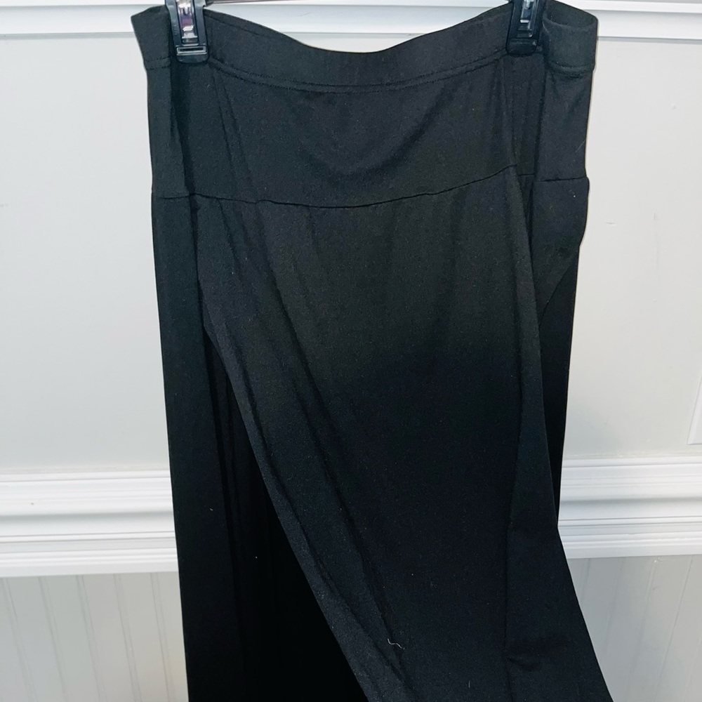 Black maxi skirt with thigh high side slits 3x